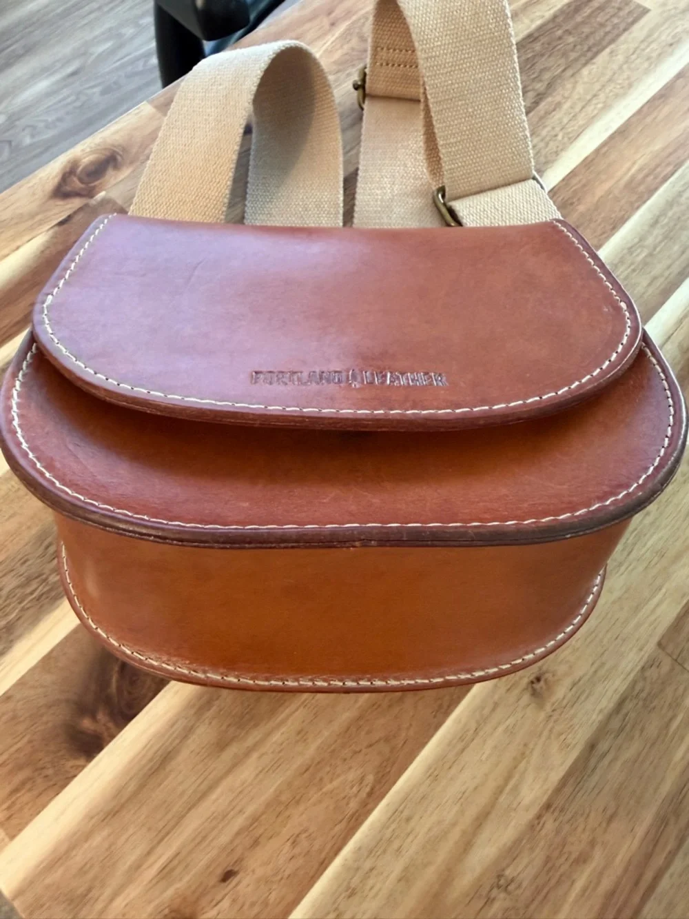 Portland Leather Saddle Crossbody Bag - Picture 9 of 15